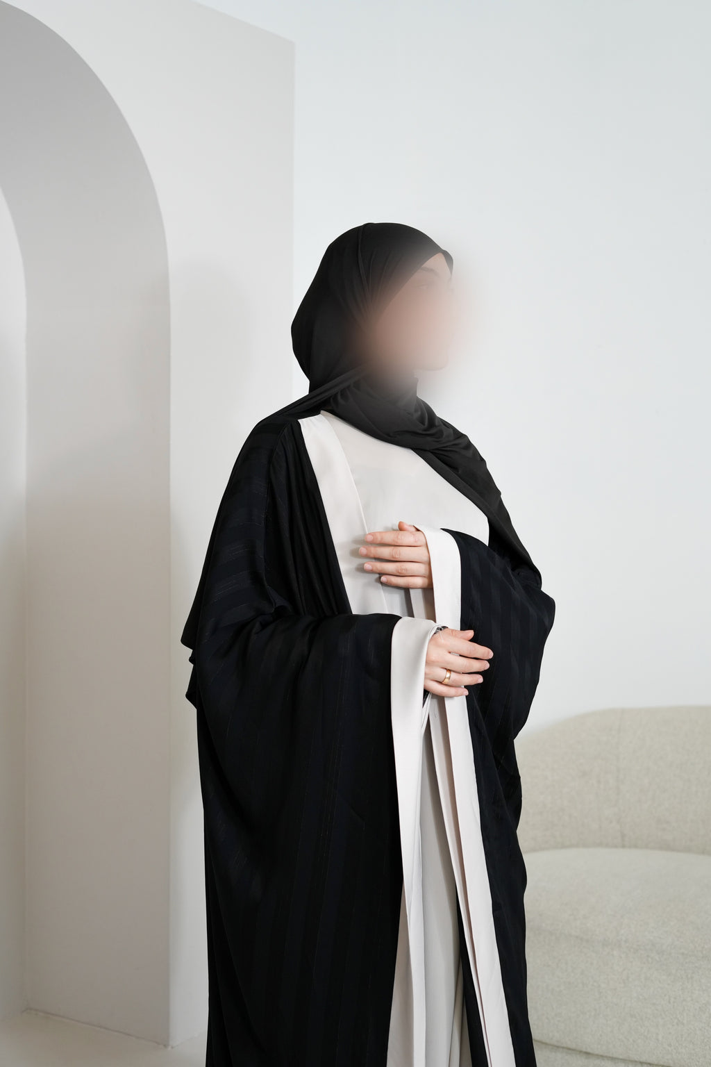 Abaya Lara