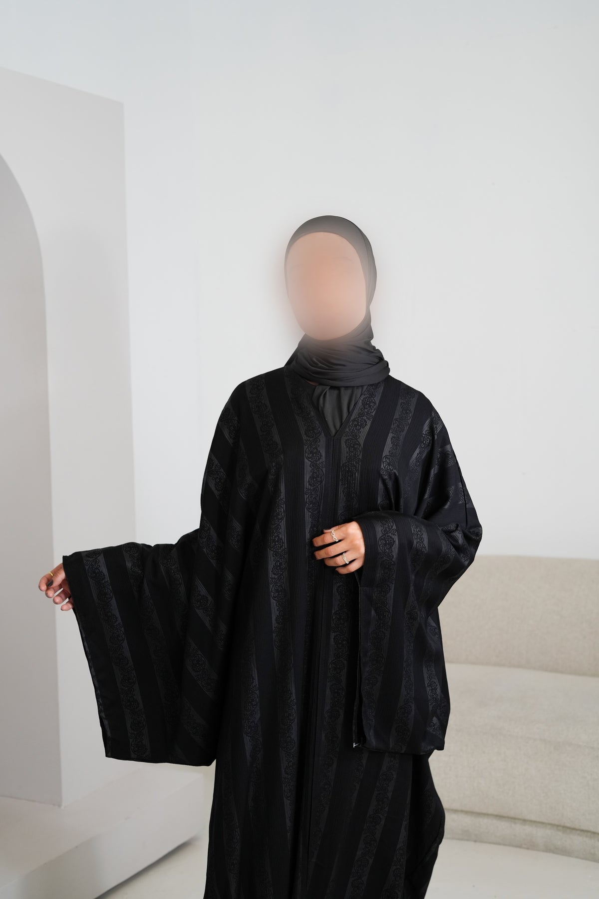 Abaya TYLA
