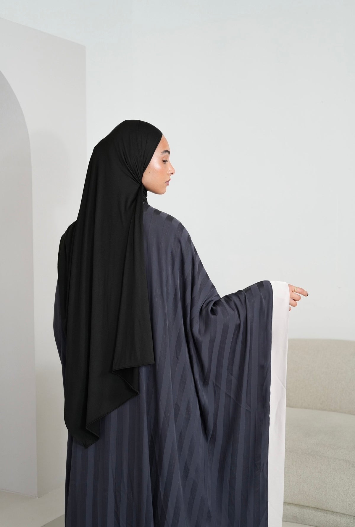 Abaya Lara