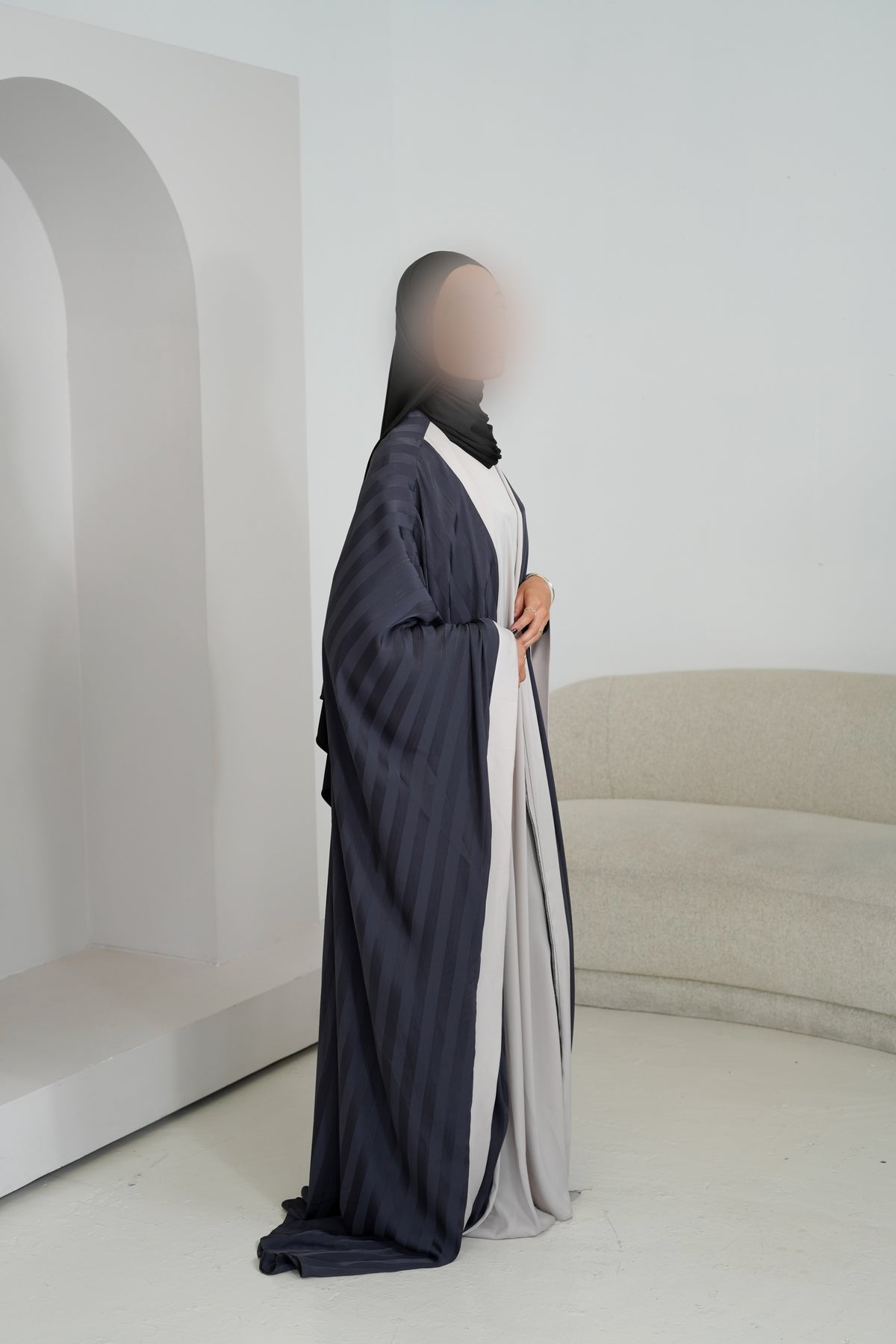Abaya Lara