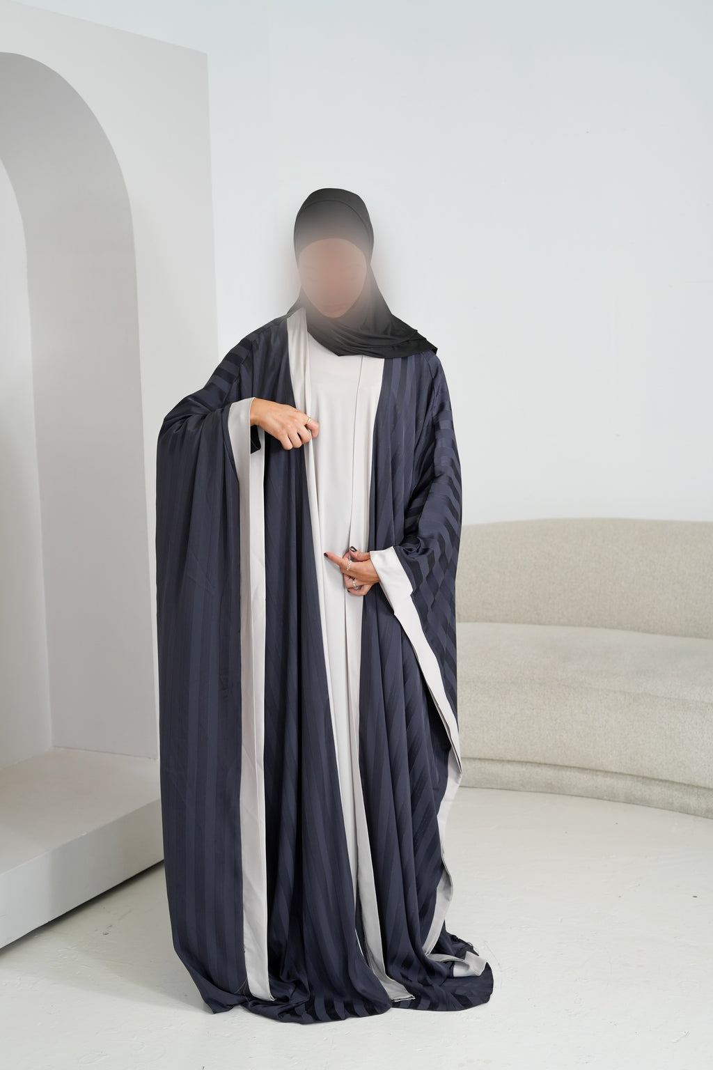 Abaya Lara