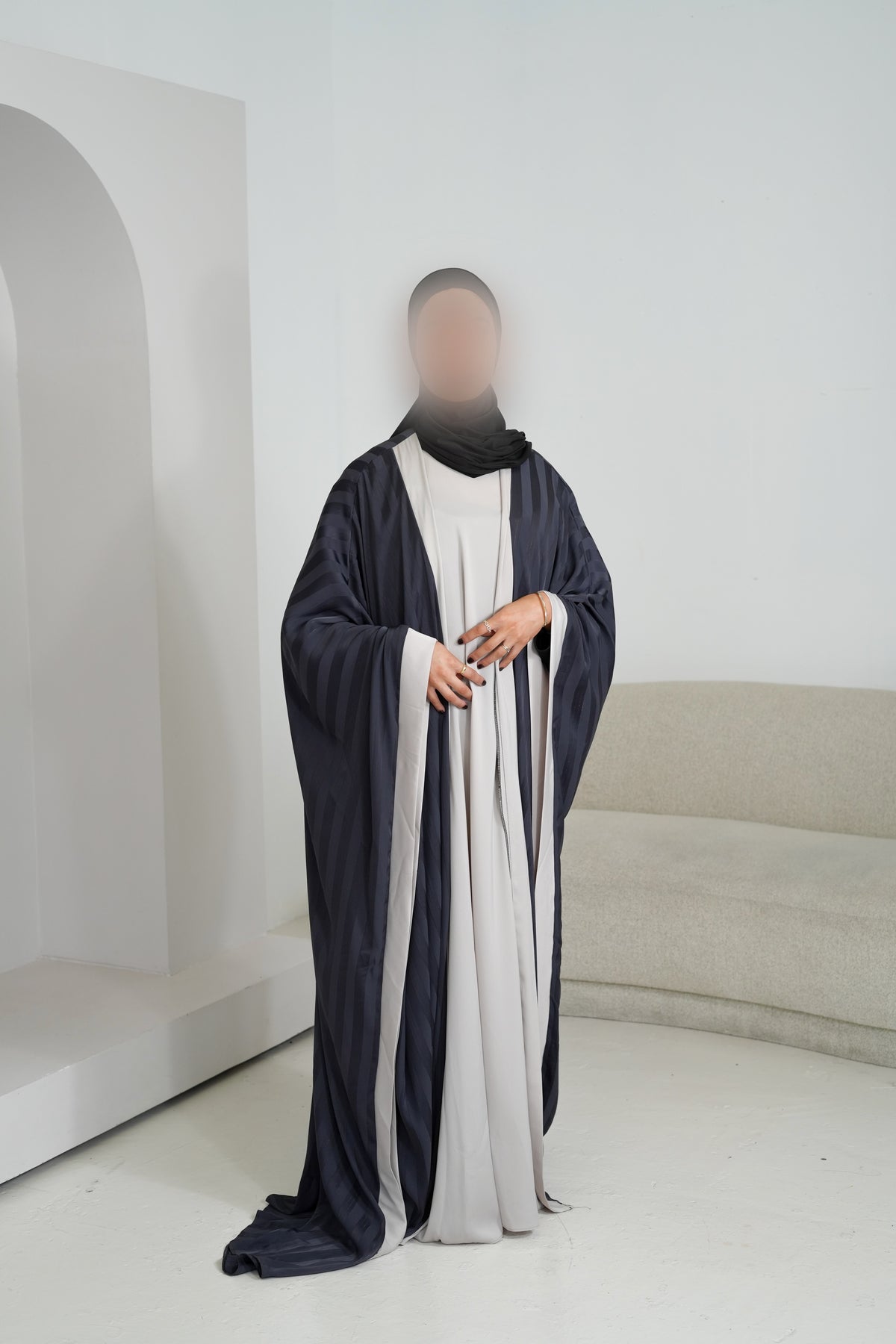 Abaya Lara